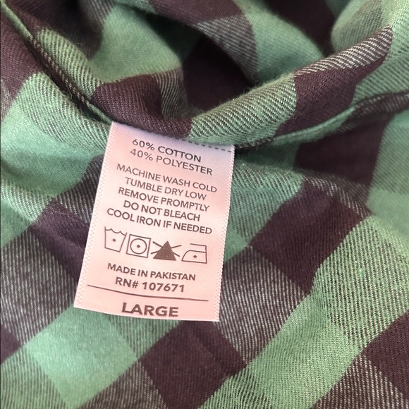 INFINITY Men's Green and Black Plaid Flannel Shirt - Picture 5 of 5